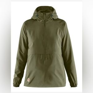 Fjallraven womens High Coast Lite Anorak in green. NWOT